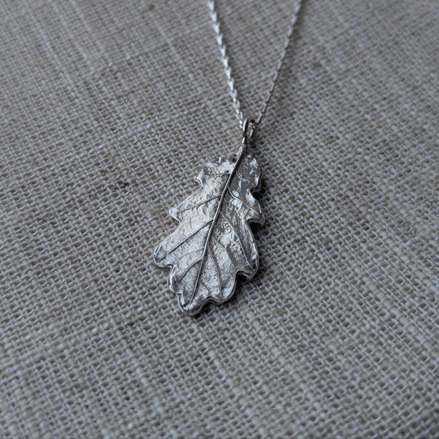 Oak leaf pendant