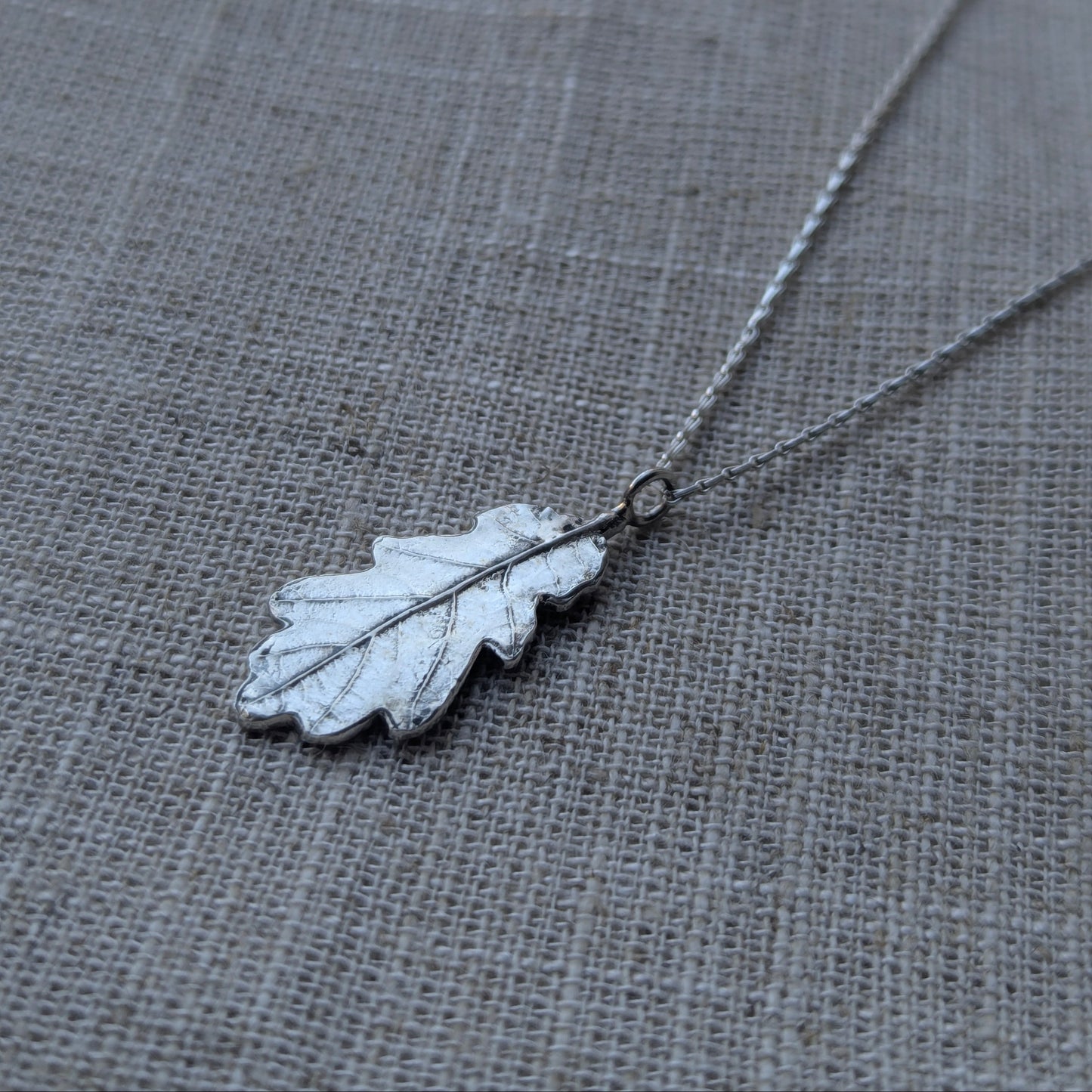Oak leaf pendant