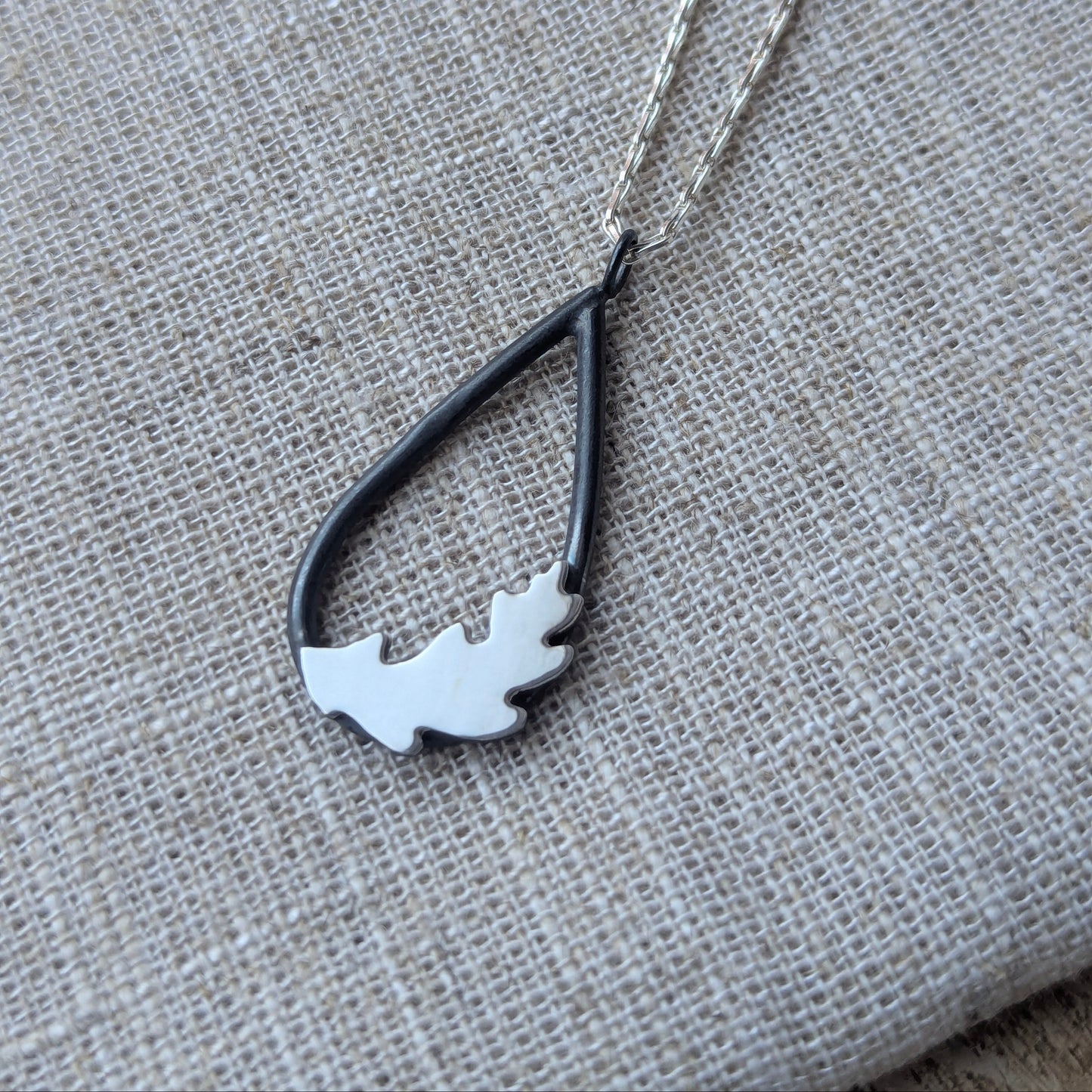 Tear Drop Oak Leaf Pendant