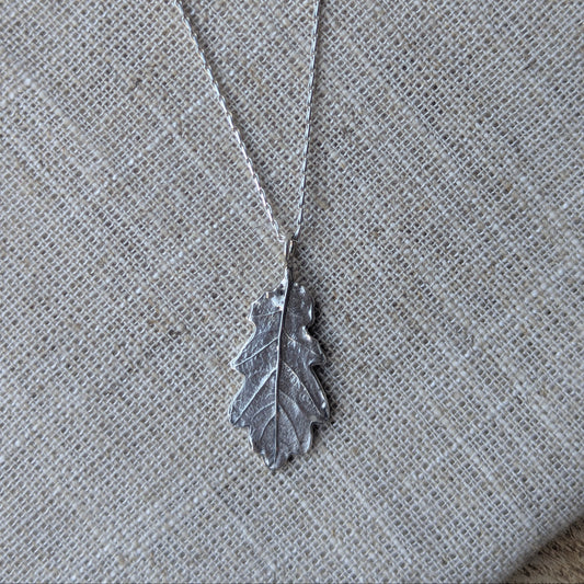 Oak leaf pendant